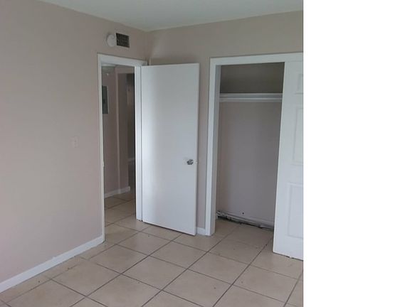 3rd image of 1707 NW 15th St APT 5