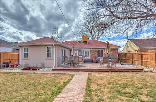 2880 Krameria St Photo 1