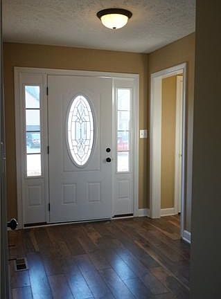 2nd image of 167 Fox Xing Lot 167