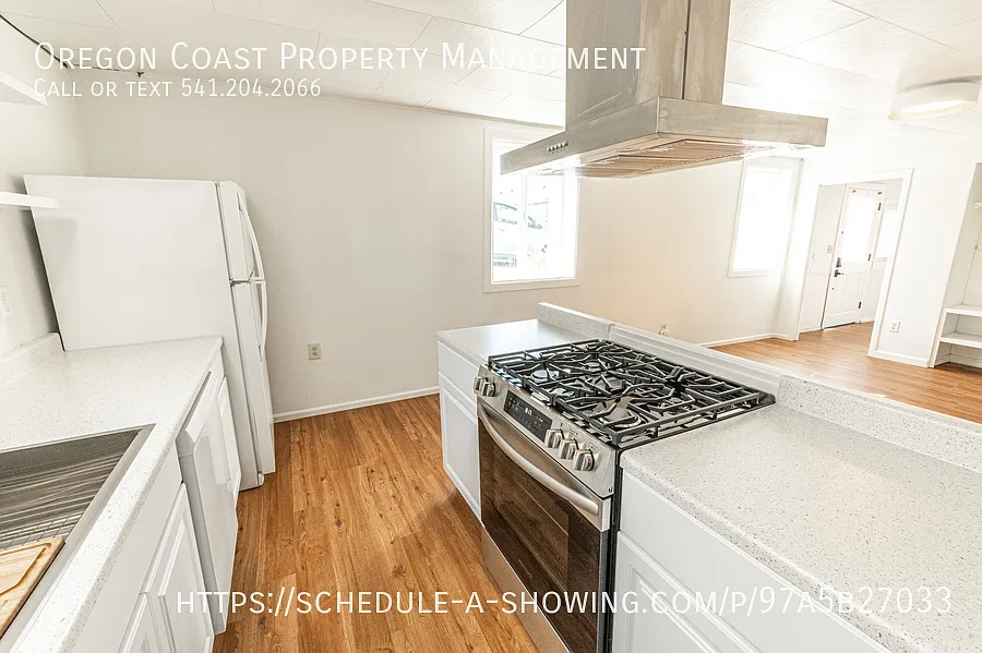 Gorgeous 1 bedroom Unit! — Photo 3