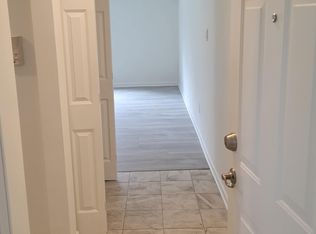 804 Legrand Dr #101, Lansing, MI 48910