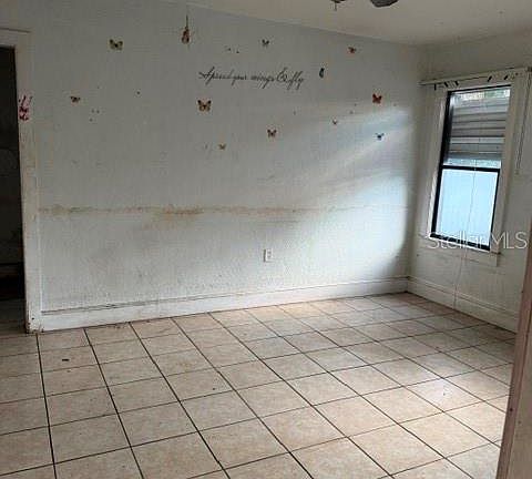 3rd image of 1607 CENTER STREET