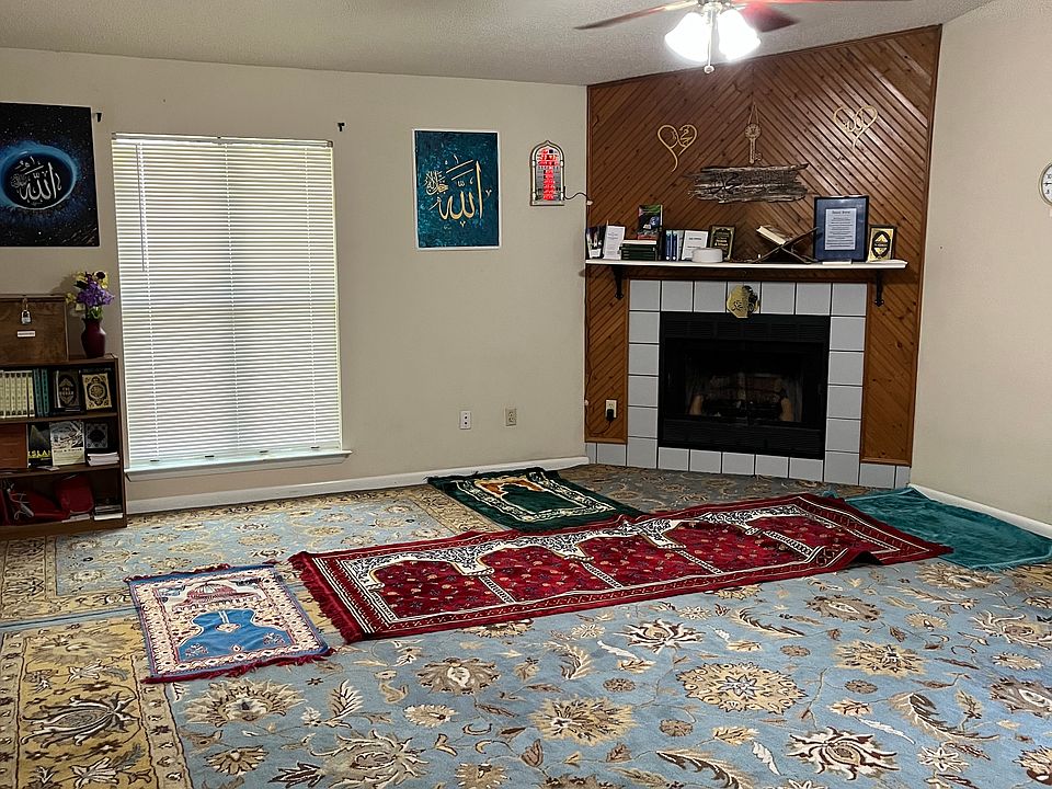 2nd image of 1103 Cedar Dr