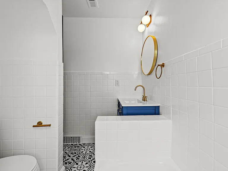 903 Carolyn Ave #B — Photo 16