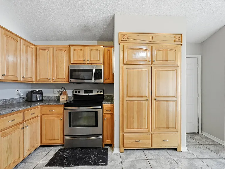 123 Steeplechase Dr — Photo 14