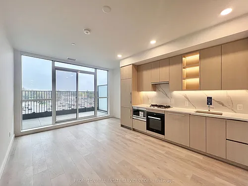 18 Esther Shiner Blvd #246 Photo 1