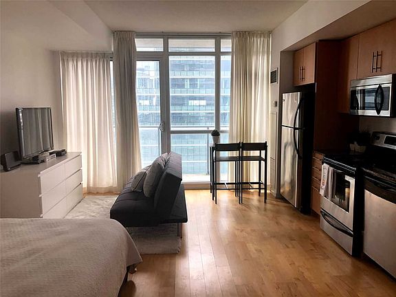 5th image of 65 Bremner Blvd N #3703
