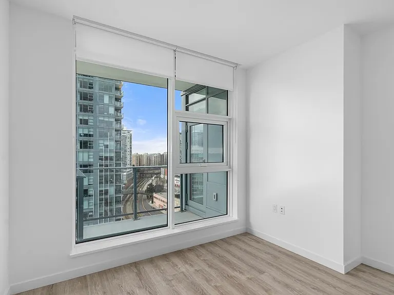 660 Quayside Dr #1405 — Photo 13