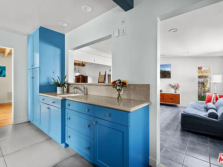 3612 Greenwood Ave — Photo 9