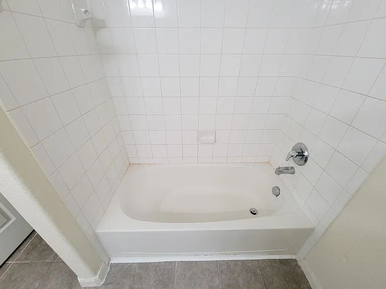 12835 Regal Oaks Bend Ln — Photo 25