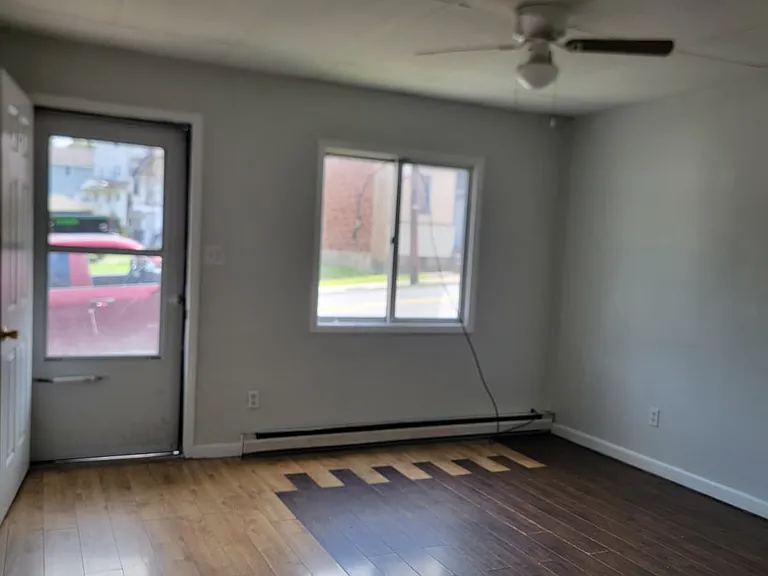 715 E Northampton St #SINGLE STORY HOUSE — Photo 14