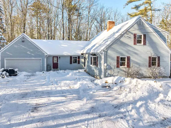 154 Waumbeck Road, Wolfeboro, NH 03894
