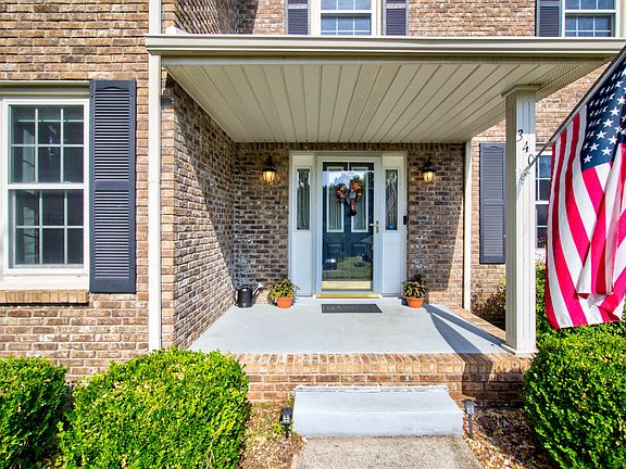 3rd image of 340 Dunbrook Dr