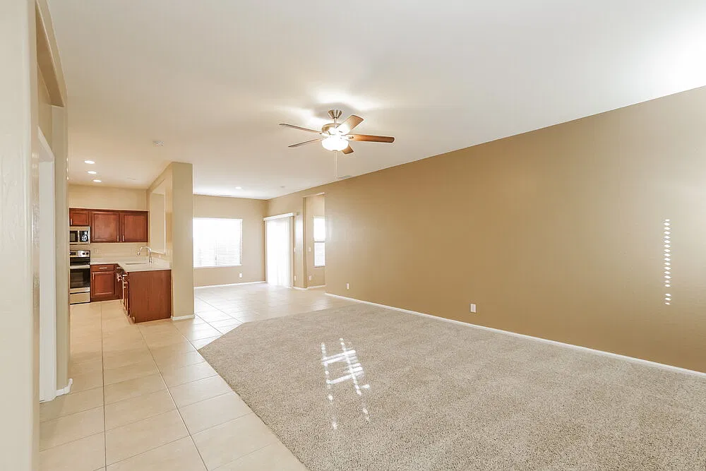 3 bed, 2.0 bath, 1586 sqft, $1,955 — Photo 4