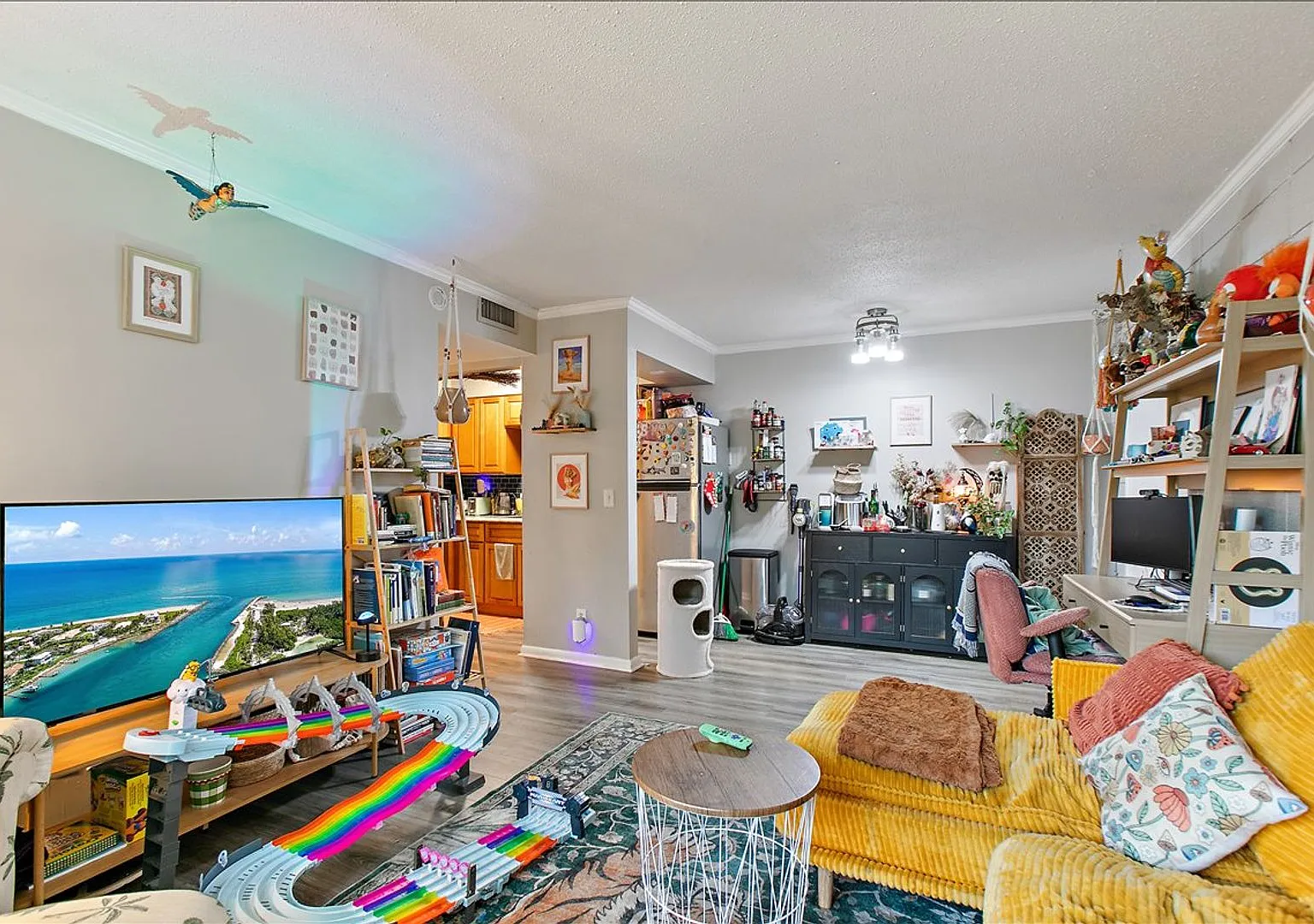 3307 Mayflower Street — Photo 3