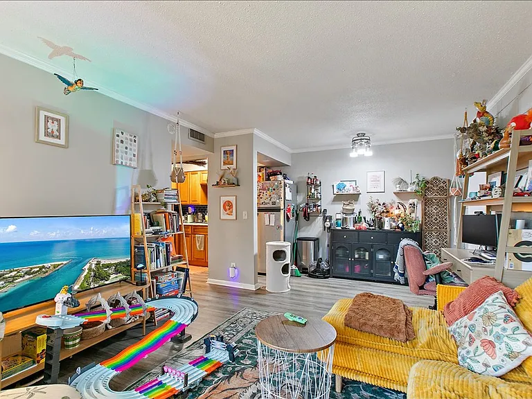 3307 Mayflower Street — Photo 11
