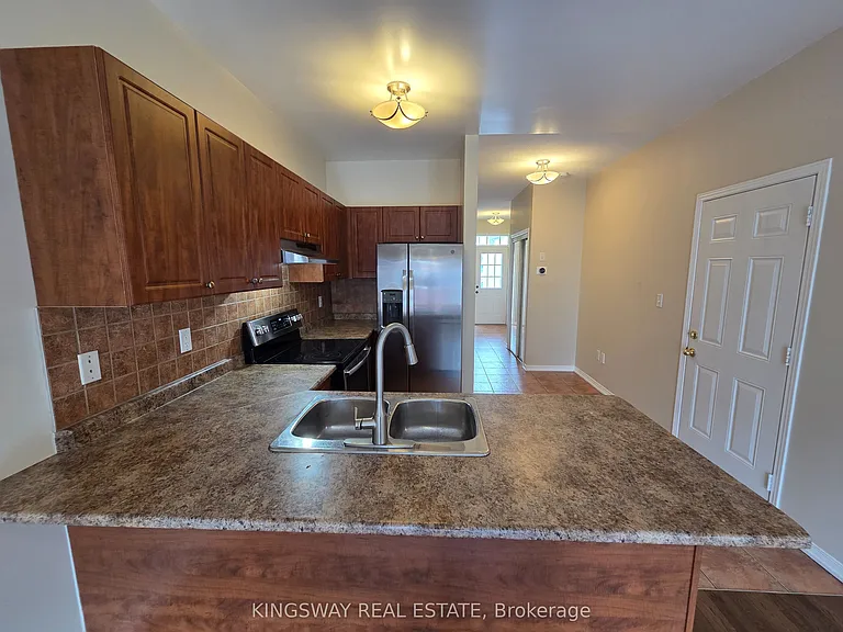 28 Tidemore Hts — Photo 13