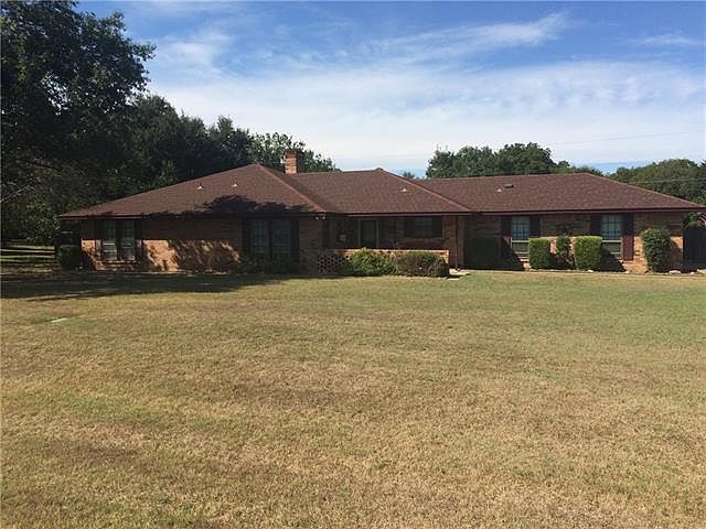 1st image of 4205 Oak Hollow Dr
