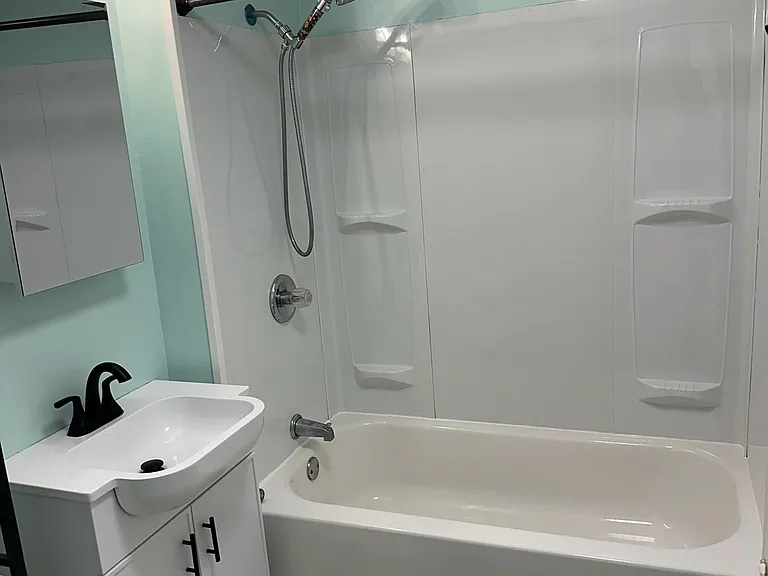 686 Tacoma Ave #2 — Photo 9