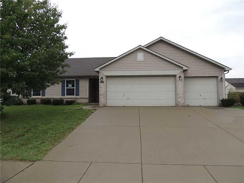 2232 Seattle Slew Dr photo 1