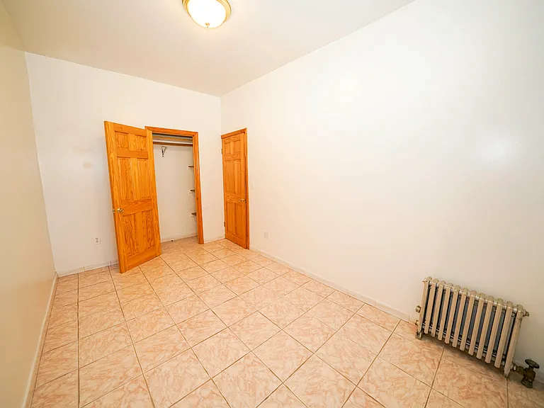 20-59 36th St #2A — Photo 12