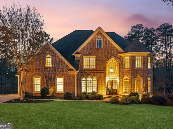 2601 Floral Valley Dr, Dacula, GA 30019