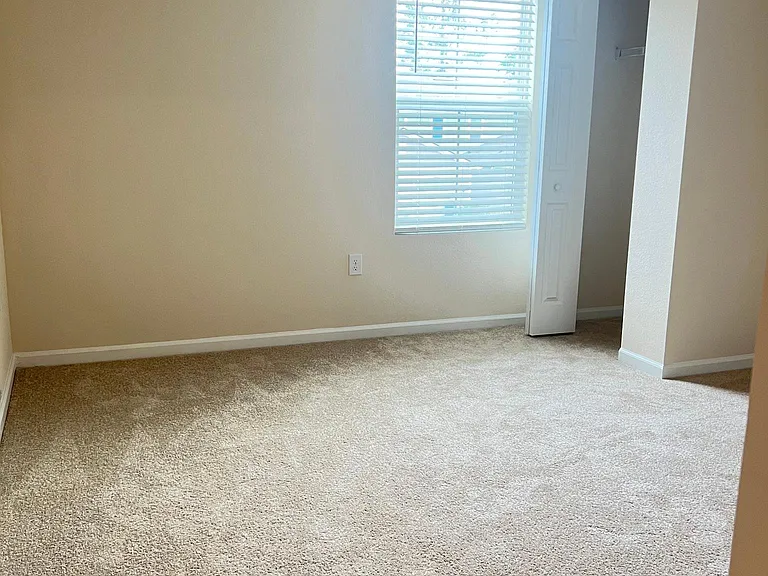 870 Observatory Pkwy — Photo 18
