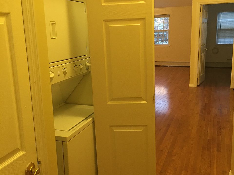1st image of 8221 Country Pointe Cir #C