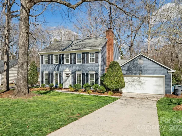 4811 Dawnridge Dr, Charlotte, NC 28226