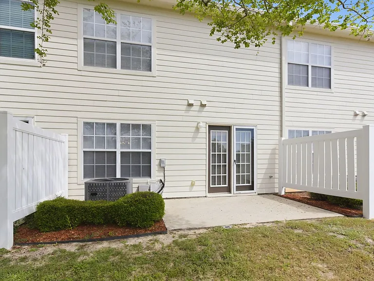 551 Wingspan Way — Photo 25