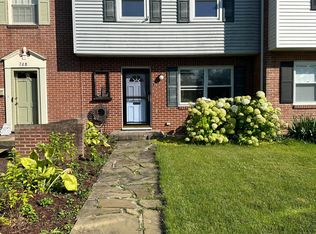 706 Cumberland Ave, Chambersburg, PA
