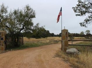 700 Deerpath Way, Spicewood, TX 78669