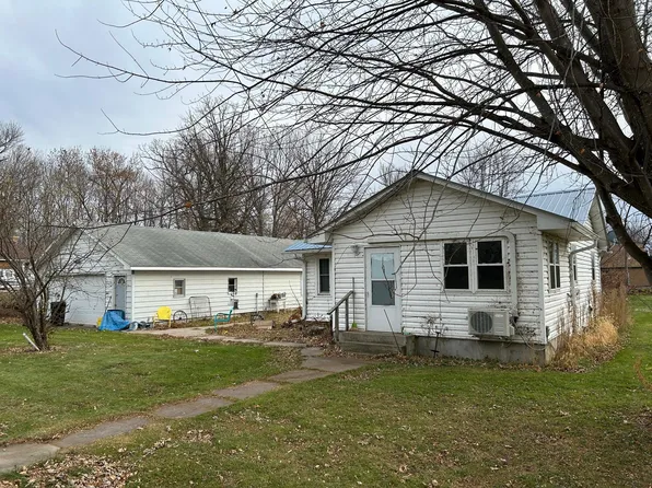 5427/5407 White Cap Rd, Isle, MN 56342