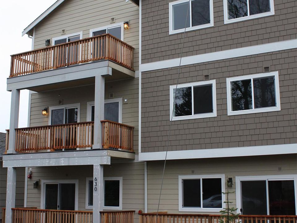 1st image of 630 N Trafton St