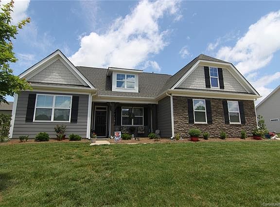 3rd image of 1436 Wiggins Dr
