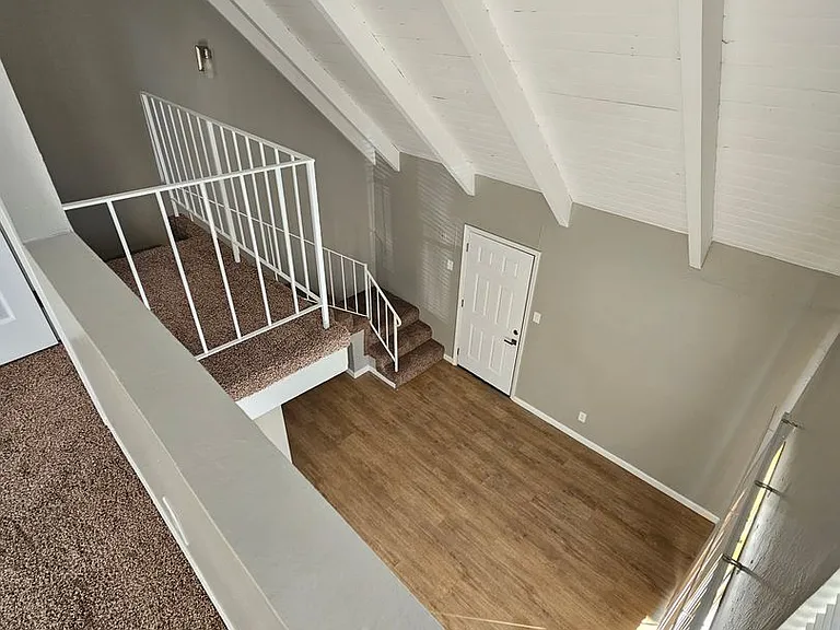 Providence House Apartments — Photo 22