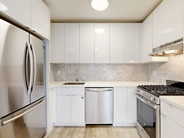936 Hayes St #29 — Photo 1