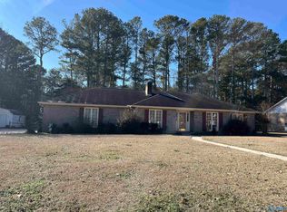 805 Tammy St SW, Decatur, AL 35603