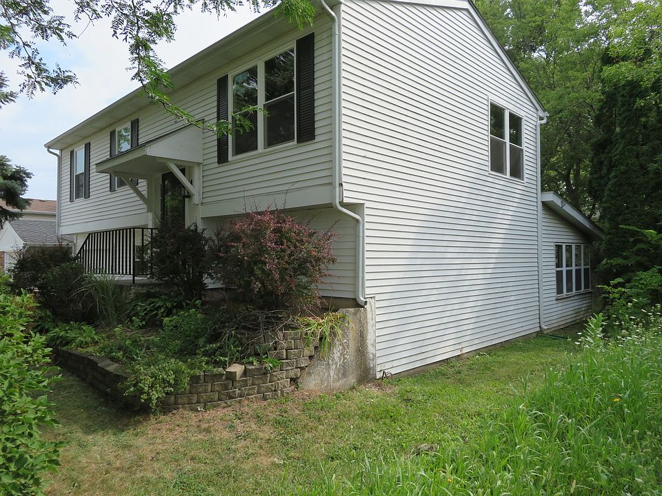1st image of 1455 Foxcroft Dr