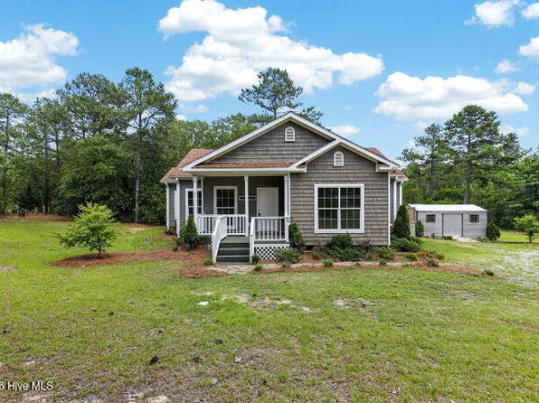 1030 Stubby Oaks Road, Aberdeen, NC 28315