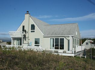 8839 Sturgeon Bay Dr, Harbor Springs, MI 49740