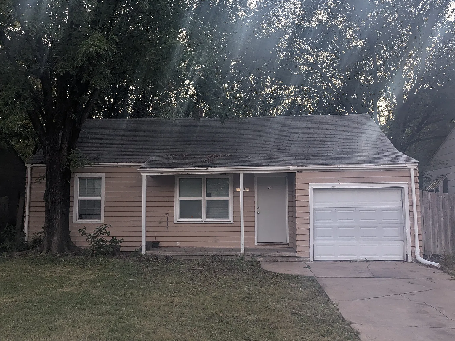 1243 N Dellrose Ave — Photo 1