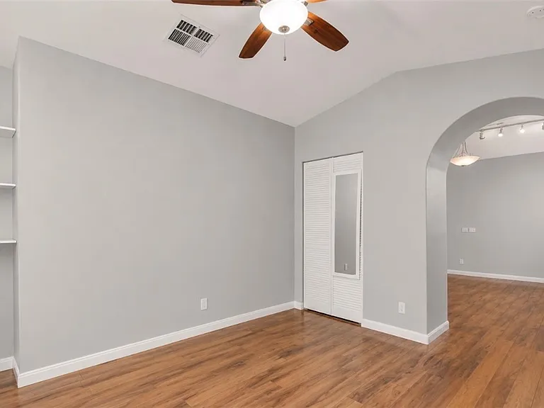 8316 Vantare Ct — Photo 6