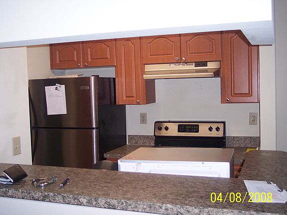 4th image of 8742 Mallard Reserve Dr Unit 202