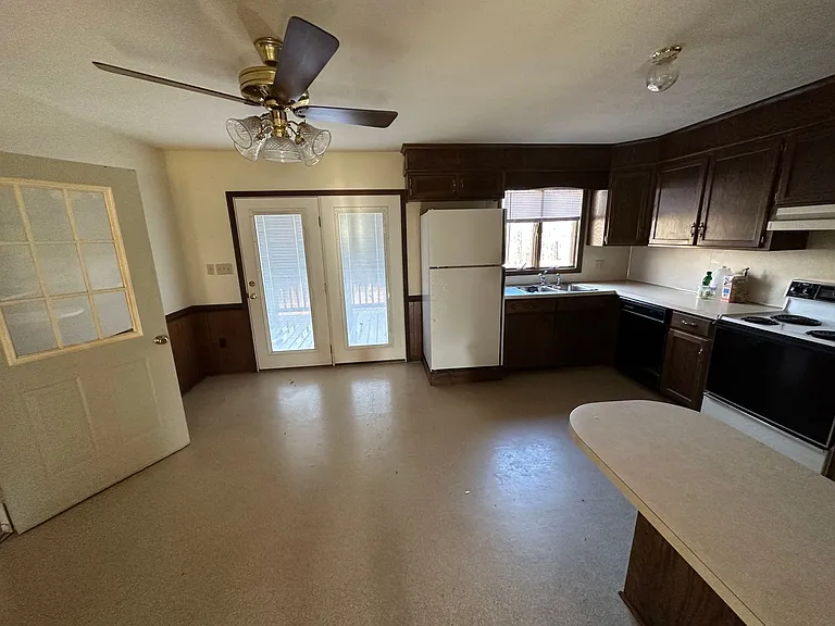 3759 Mount Rush Hwy — Photo 6