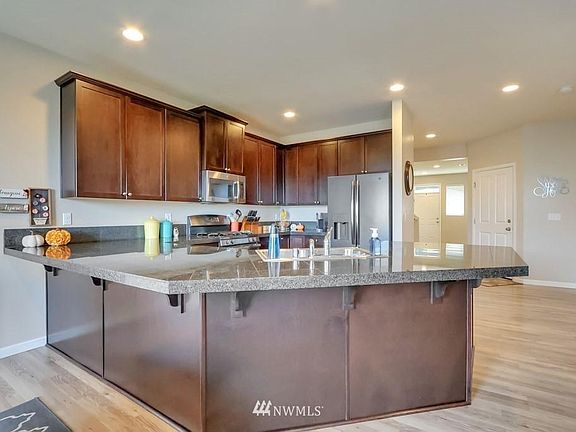 3rd image of 15218 80th Avenue Ct E