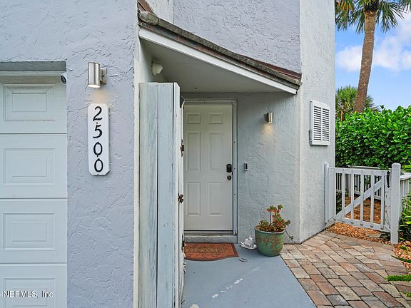 3rd image of 2500 Harbour Cove Drive