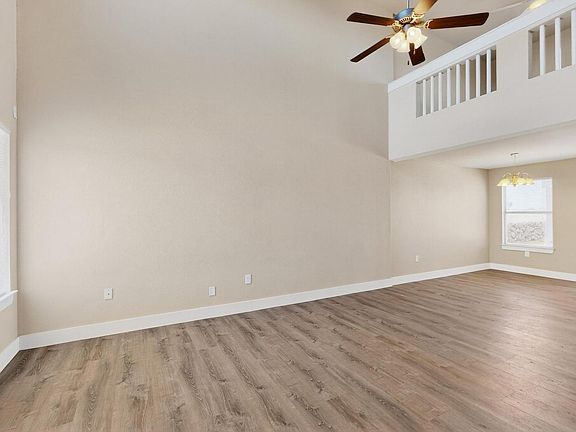 5th image of 5892 Megan St