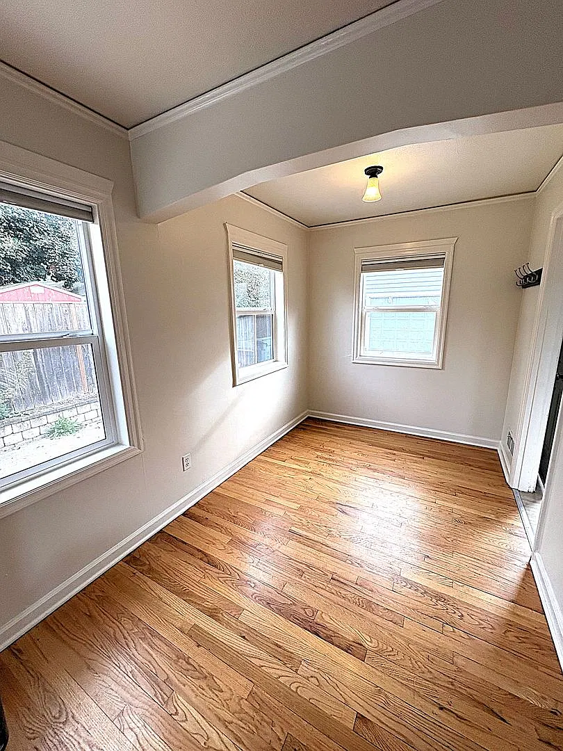 Desirable Reed neighborhood: 4 bedroom, 2 bath, trilevel home Move In Ready! — Photo 4