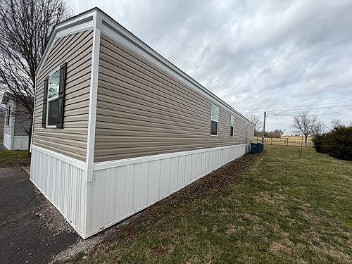 1st image of 859 Scooter Ave